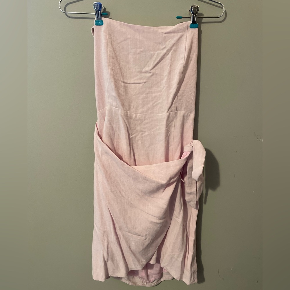 White Fox Boutique Pink “To The Point” Dress! Strappy & cute! NWT! Size medium
